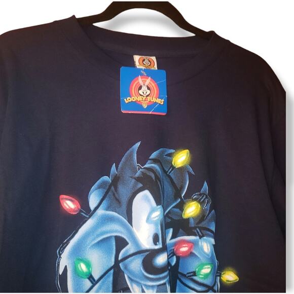 VINTAGE NWT Dead stock Tasmanian Devil "I'll Deck Your Halls" Looney Tunes sz L - Picture 2 of 10